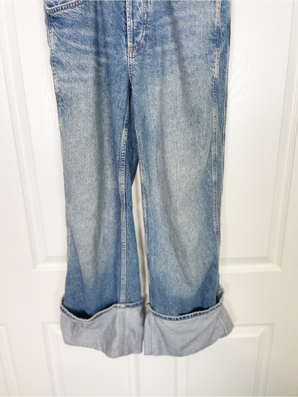 Free People We The Free Final Countdown Wide Leg Cuffed Jeans Sz 26 - Picture 4 of 10
